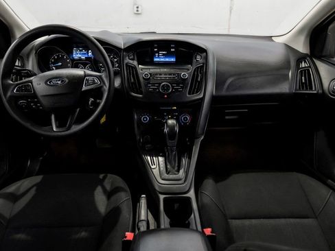 Used 2018 Ford Focus SE image 19