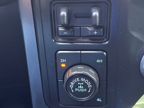 Used 2023 Ford F150 XLT w/ Equipment Group 302A High image 34