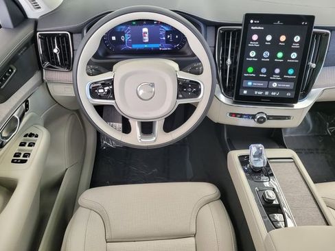 New 2026 Volvo XC90 B6 Ultra w/ Protection Package AWD/4WD image 12