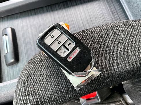 Used 2019 Honda Pilot EX image 11
