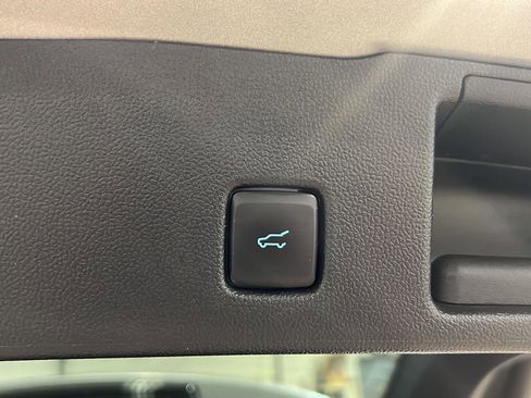 Used 2023 Ford Escape Active AWD/4WD image 11