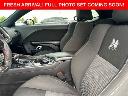 Used 2020 Dodge Challenger R/T Scat Pack RWD image 9