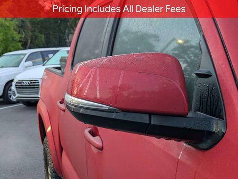 Used 2017 Toyota Tacoma TRD Sport w/ Tow Package RWD image 13