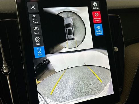 New 2026 Volvo XC60 B5 Ultra w/ Protection Package Premier image 14