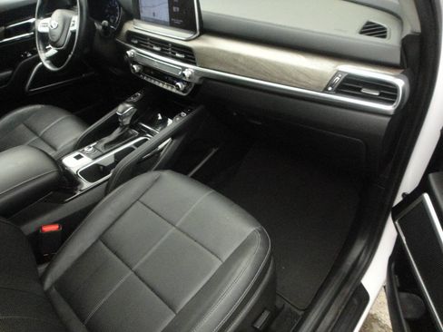 Used 2021 Kia Telluride EX AWD/4WD image 17