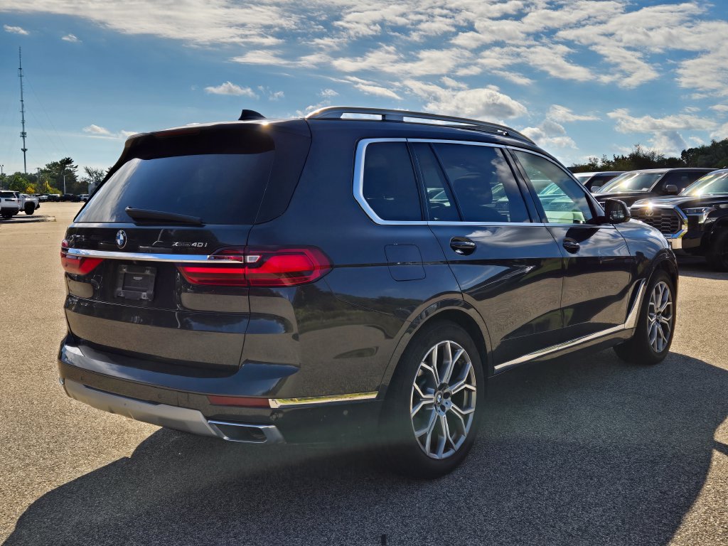 Used 2021 BMW X7 xDrive40i w/ Premium Package AWD/4WD image 6
