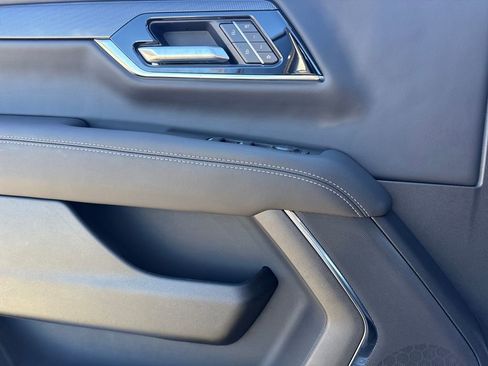 New 2026 GMC Yukon Elevation w/ LPO, Floor Liner Package AWD/4WD image 18