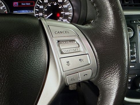 Used 2016 Nissan Altima 2.5 SL w/ 2.5 Technology w/LED Package image 15