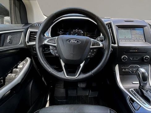 Used 2018 Ford Edge SEL w/ Equipment Group 201A AWD/4WD image 8