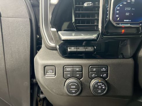 Used 2023 Chevrolet Silverado 1500 High Country w/ Technology Package AWD/4WD image 19