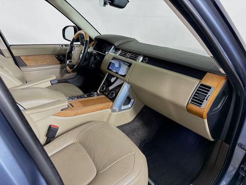 Used 2019 Land Rover Range Rover HSE image 33
