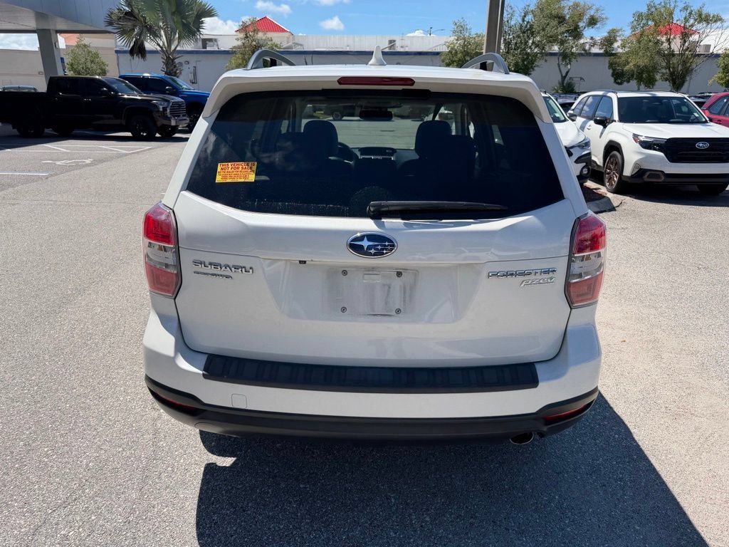 Used 2016 Subaru Forester 2.5i Limited AWD/4WD image 6