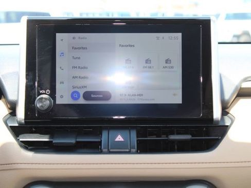 Used 2025 Toyota RAV4 XLE w/ Convenience Package FWD image 17