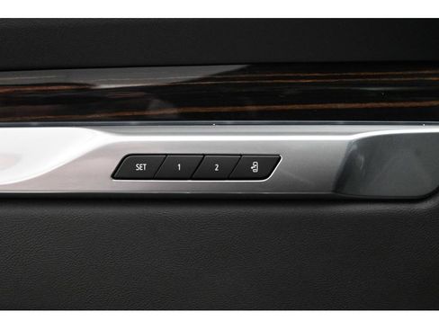 New 2026 Cadillac Escalade ESV Luxury w/ LPO, Radiant Package AWD/4WD image 23
