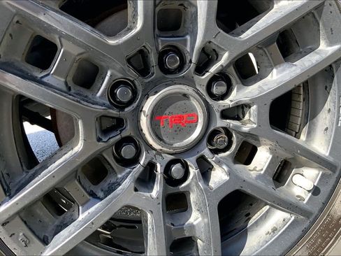 Used 2020 Toyota Tacoma TRD Pro AWD/4WD image 3