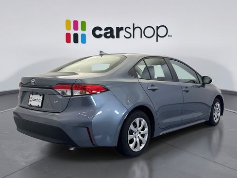 Used 2025 Toyota Corolla LE FWD image 5