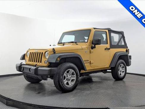Used 2014 Jeep Wrangler Sport AWD/4WD image 2