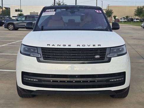 Certified 2023 Land Rover Range Rover SE image 2