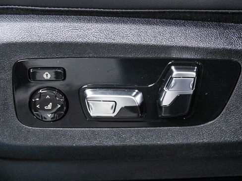 New 2026 BMW X7 M60i AWD/4WD image 22