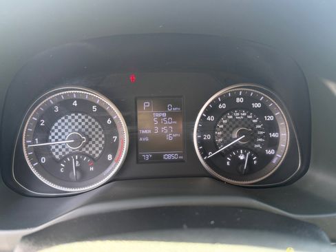 Used 2019 Hyundai Elantra SE image 16