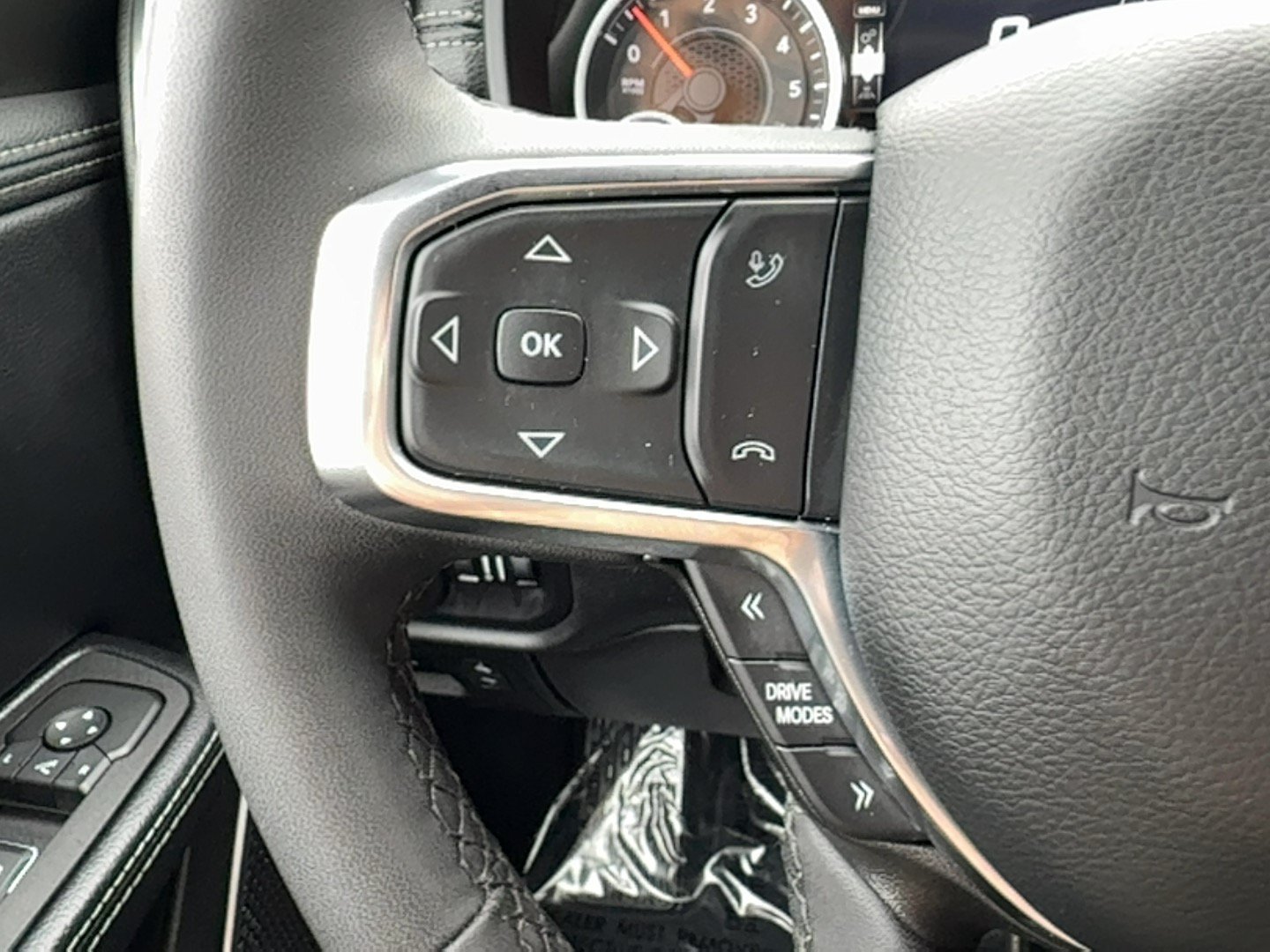 Used 2026 RAM 1500 Laramie AWD/4WD image 26