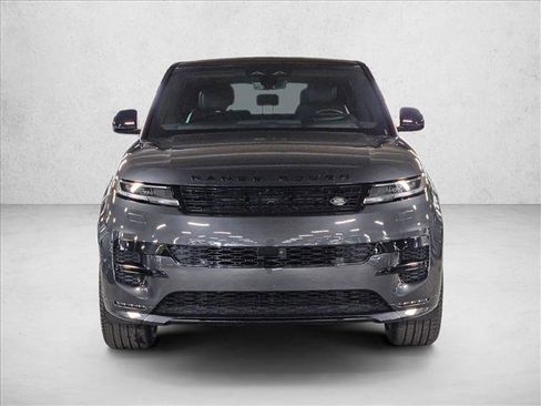 Used 2024 Land Rover Range Rover Sport Dynamic SE AWD/4WD image 2