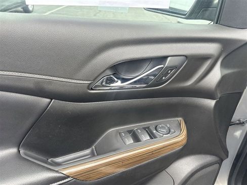 Certified 2019 GMC Acadia SLE FWD image 22
