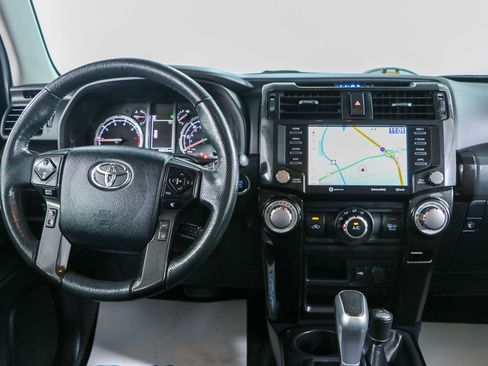Used 2023 Toyota 4Runner TRD Off-Road Premium AWD/4WD image 18