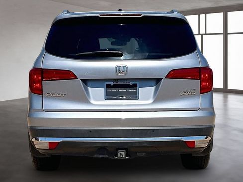 Used 2017 Honda Pilot Elite image 4
