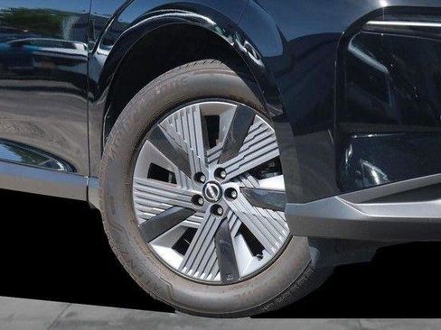 Certified 2025 Nissan Murano SL AWD/4WD image 3