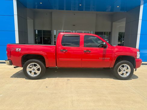 Used 2011 Chevrolet Silverado 1500 LS AWD/4WD image 8