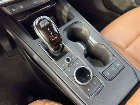 Used 2021 Cadillac XT4 Premium Luxury image 25