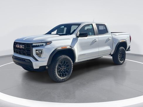 New 2026 GMC Canyon Elevation RWD image 8