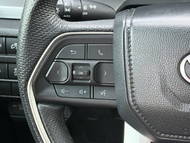 Used 2024 Toyota Tacoma TRD Sport RWD image 13