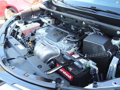 Used 2016 Toyota RAV4 XLE FWD image 33