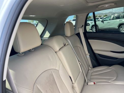 Used 2019 Buick Envision Essence w/ LPO, Active Package FWD image 19
