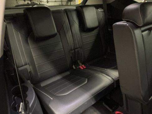 Used 2021 Volkswagen Atlas SEL image 28