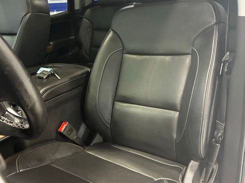 Used 2018 Chevrolet Silverado 1500 LTZ w/ Sport Package AWD/4WD image 18