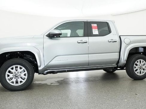 New 2026 Toyota Tacoma SR5 image 18