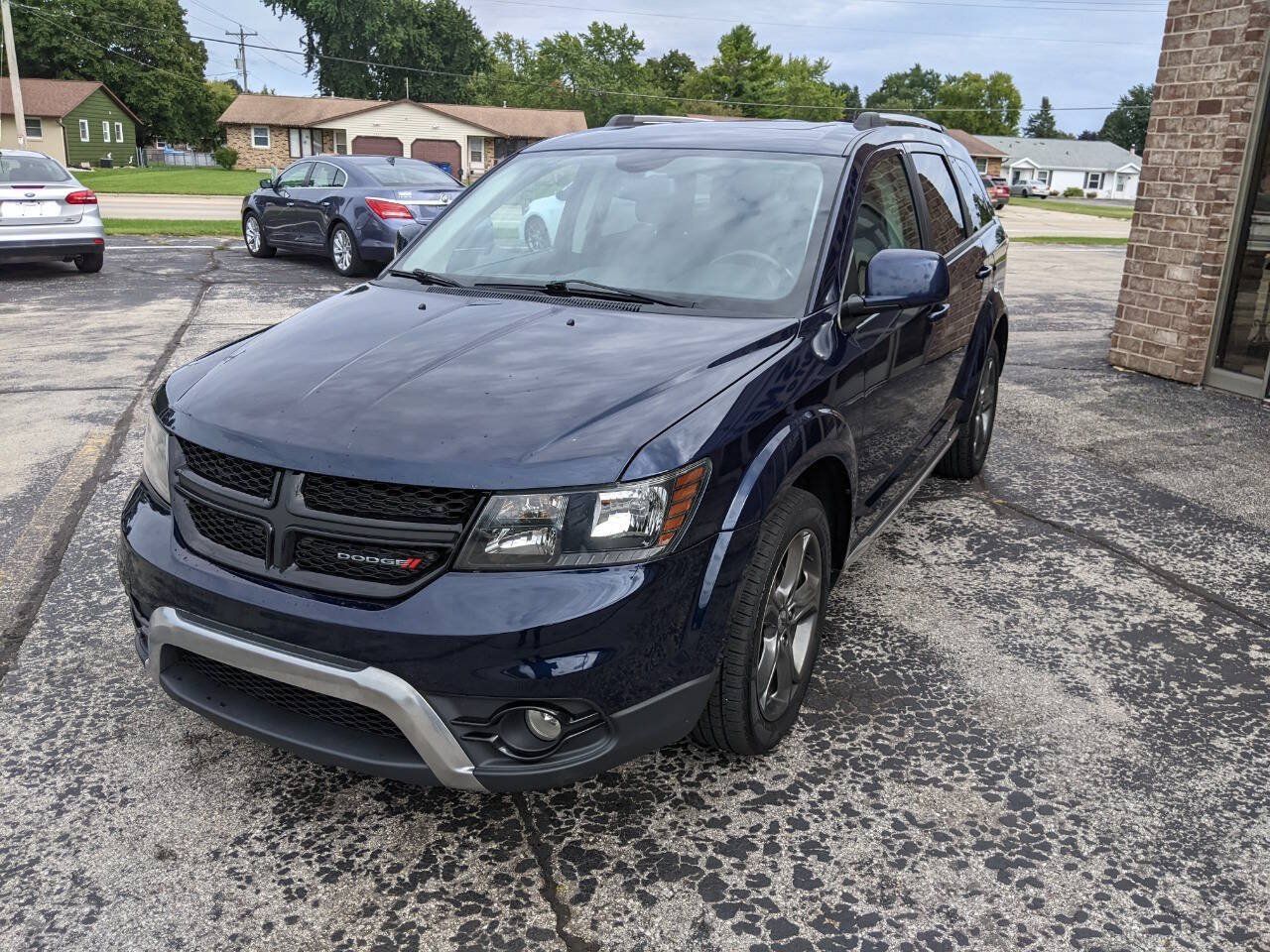 Used 2018 Dodge Journey Crossroad w/ Nav & Sun Group AWD/4WD image 7
