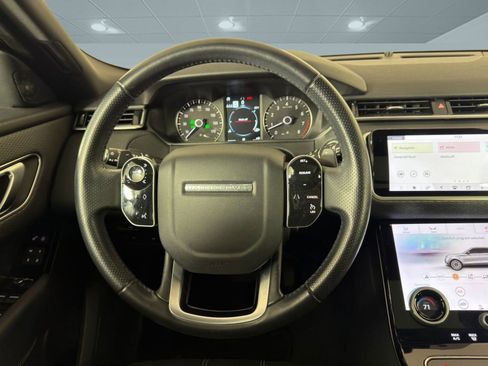 Used 2020 Land Rover Range Rover Velar S image 16
