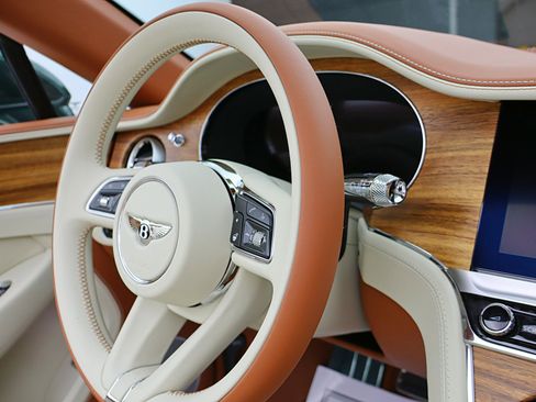 New 2026 Bentley Continental GTC image 37