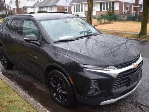 Used 2025 Chevrolet Blazer LT FWD image 4
