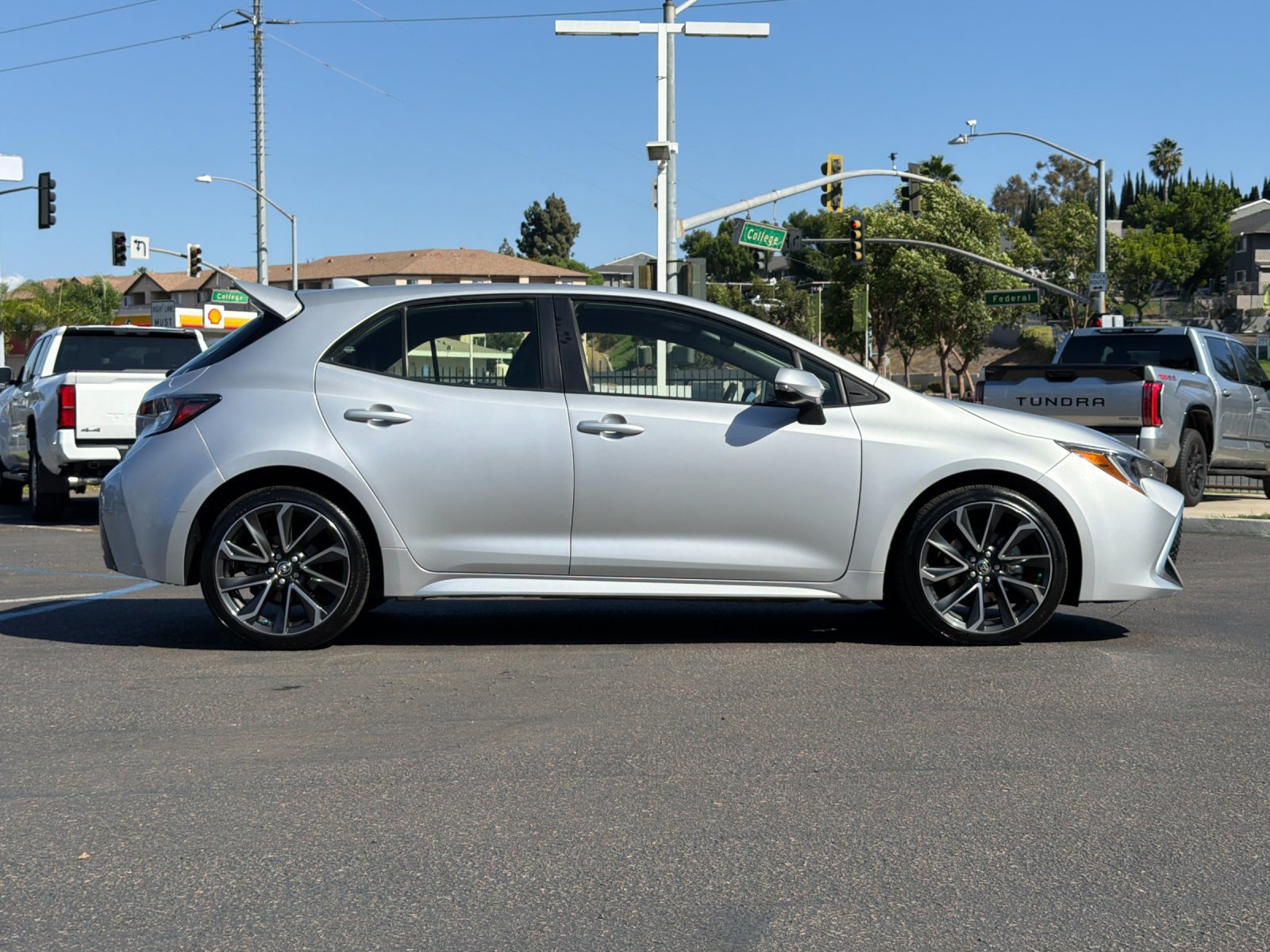 Used 2021 Toyota Corolla XSE w/ XSE Preferred Package FWD image 6