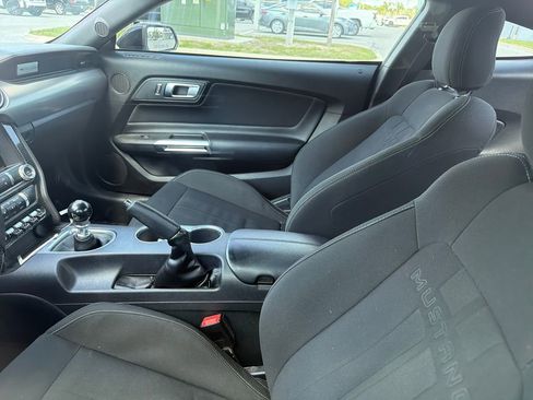 Used 2022 Ford Mustang GT w/ Equipment Group 301A image 10