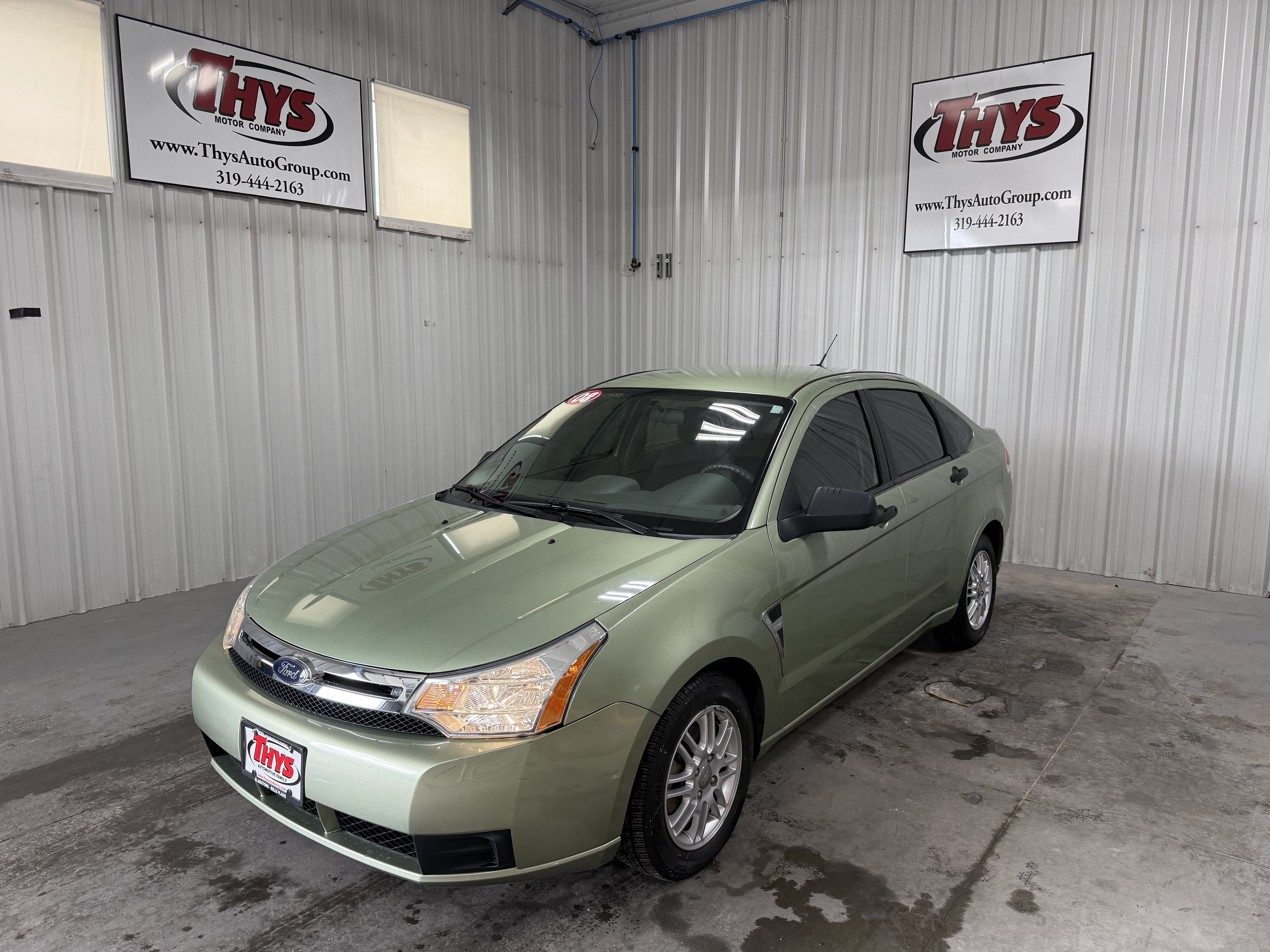 Used 2008 Ford Focus Sedan FWD image 14