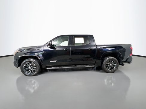 Used 2024 Toyota Tundra Platinum AWD/4WD image 9