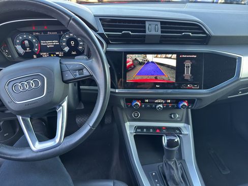 Used 2023 Audi Q3 2.0T Premium image 24
