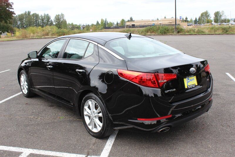 Used 2013 Kia Optima LX FWD image 3