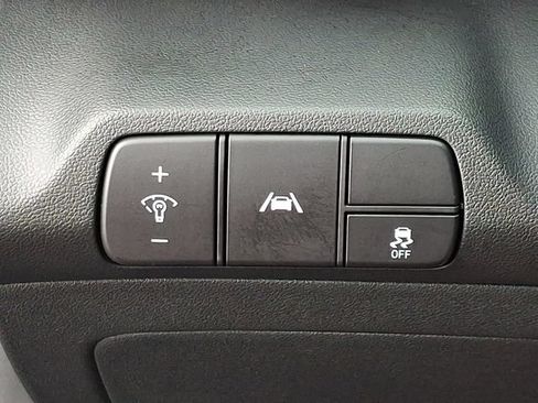 Used 2023 Hyundai Elantra SEL w/ Convenience Package FWD image 26